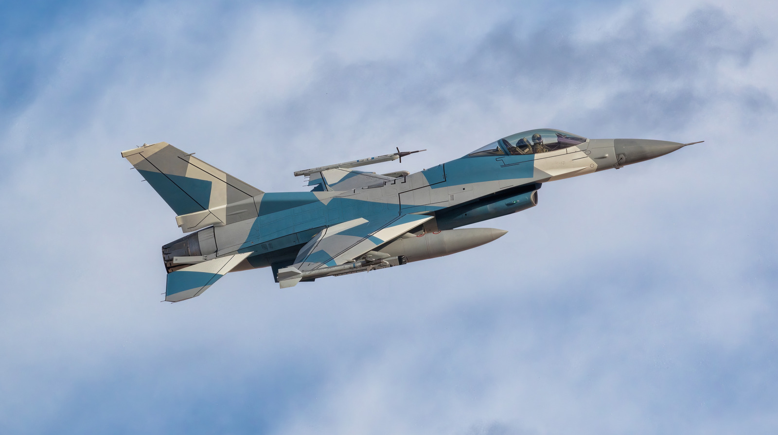 Ukrainian F-16 Scores Air-To-Air Kill For The First Time1